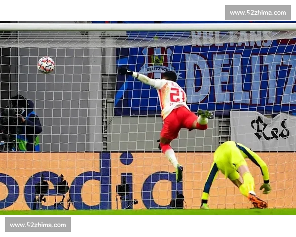 拉热铁腕：十人应战也要碾碎对手防线