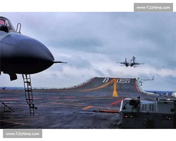 熬夜党福音!F1阿布扎比站时间表公布,收官之战精彩不容错过!