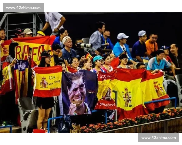 网球之外的“另一面”，看他赛后如何变身“宠粉狂魔”