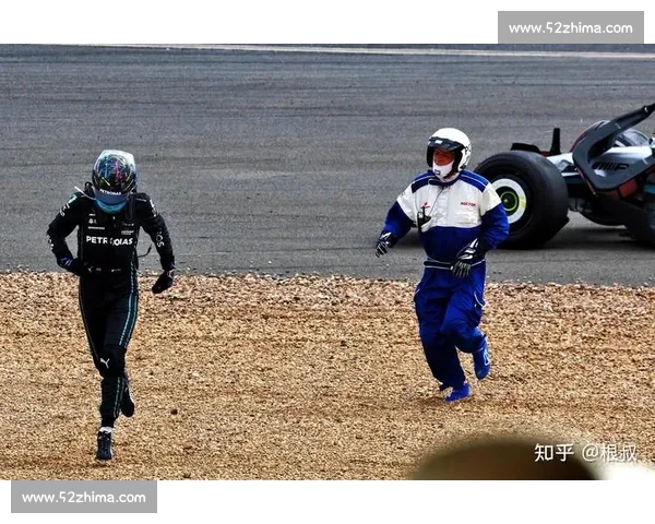 塞恩斯意外退赛，队友抢占风头笑到最后！